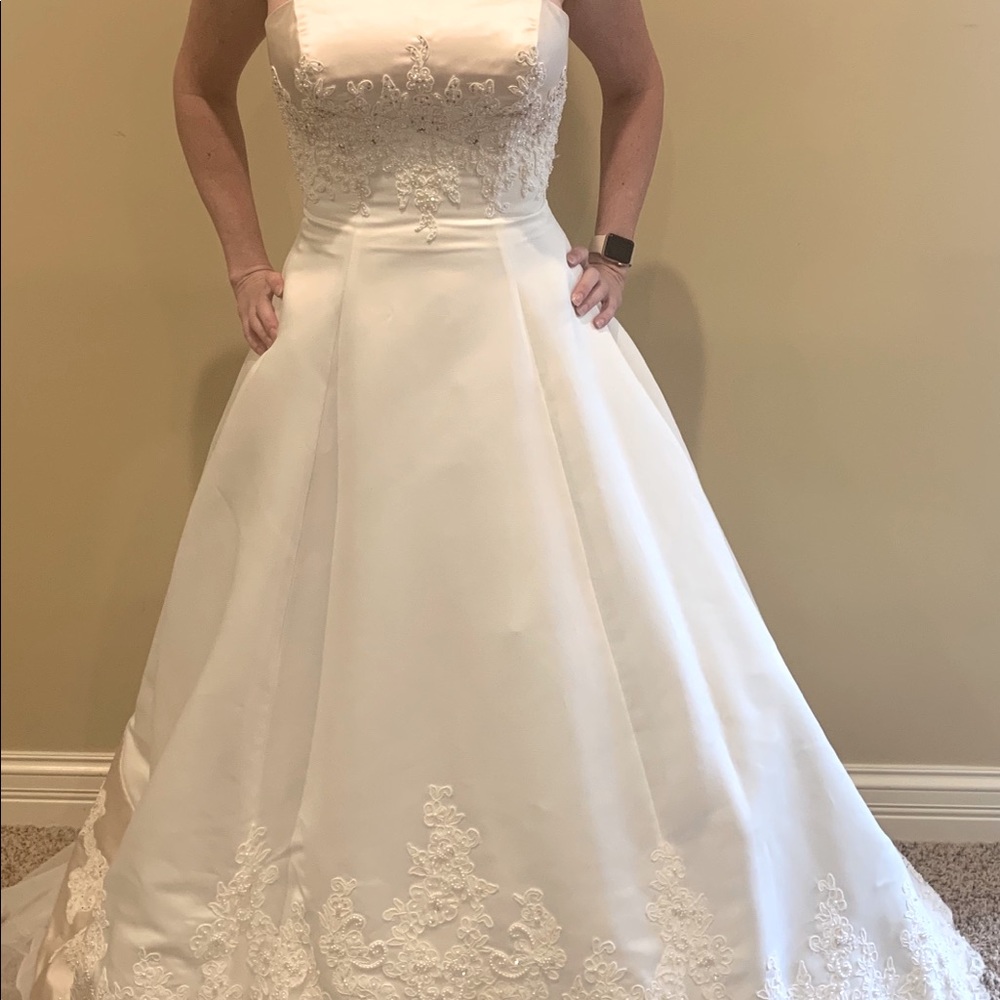 Wedding dress